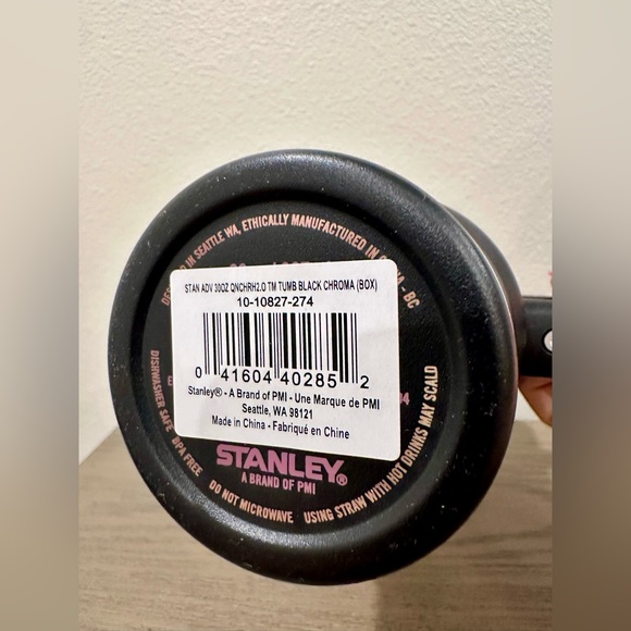 NWT Stanley Black Chroma 30oz Tumbler - Picture 6 of 7